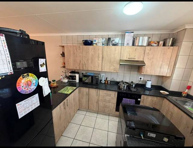2 BEDROOM TOWNHOUSE FOR SALE IN NEW REDRUTH